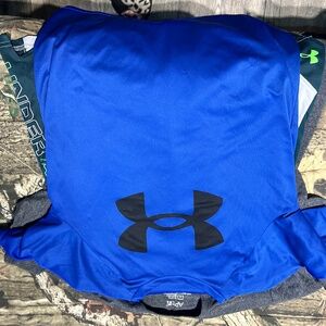 Under armor shirts